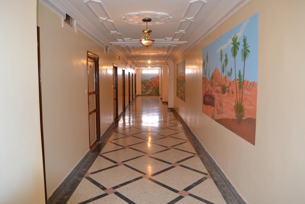 Hotel Almanader Boumalne エクステリア 写真
