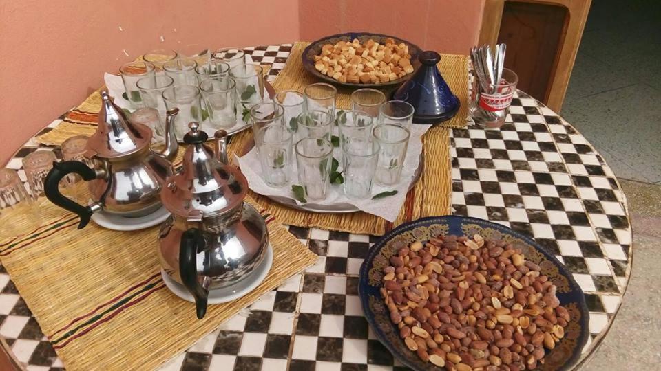 Hotel Almanader Boumalne エクステリア 写真